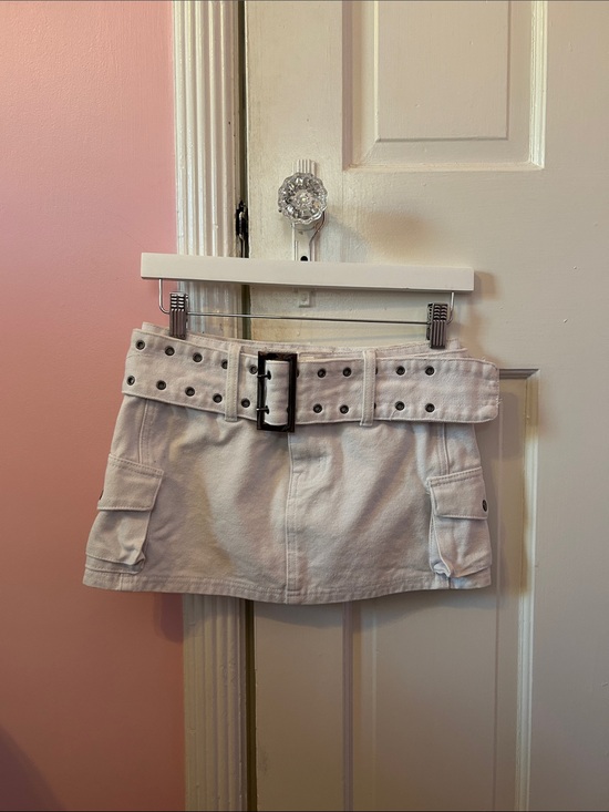 Princess Polly Dresses & Skirts - Princess Polly White Mini Skirt with Studded Belt